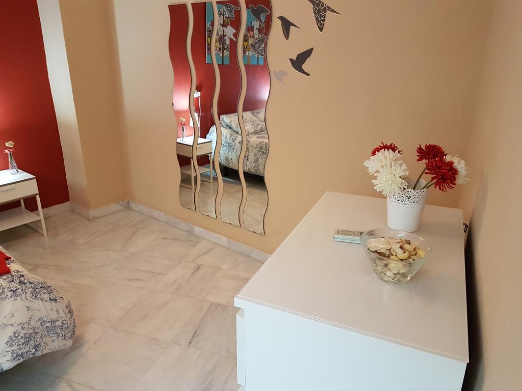 Apartamento Venecia Arenal Apartment Seville Ngoại thất bức ảnh